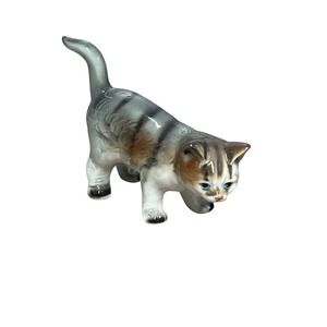 Vintage‎ Enesco Tabby Cat Figurine Gray Striped Blue Eyes Porcelain Decor